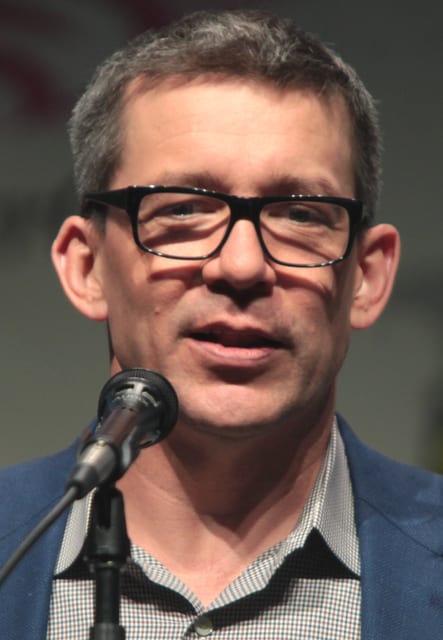 Photo of Rob Thomas